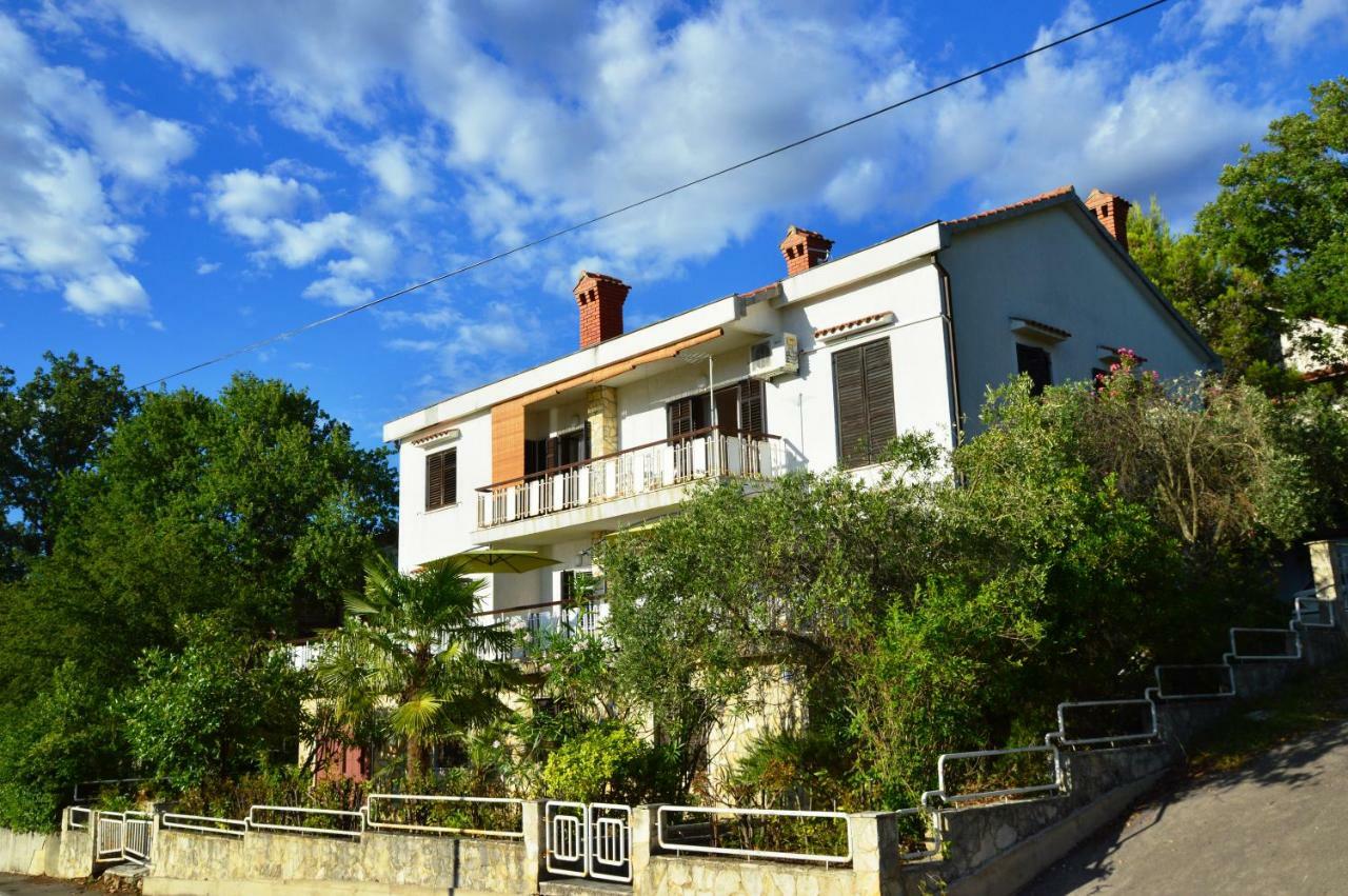 Martina Apartment *