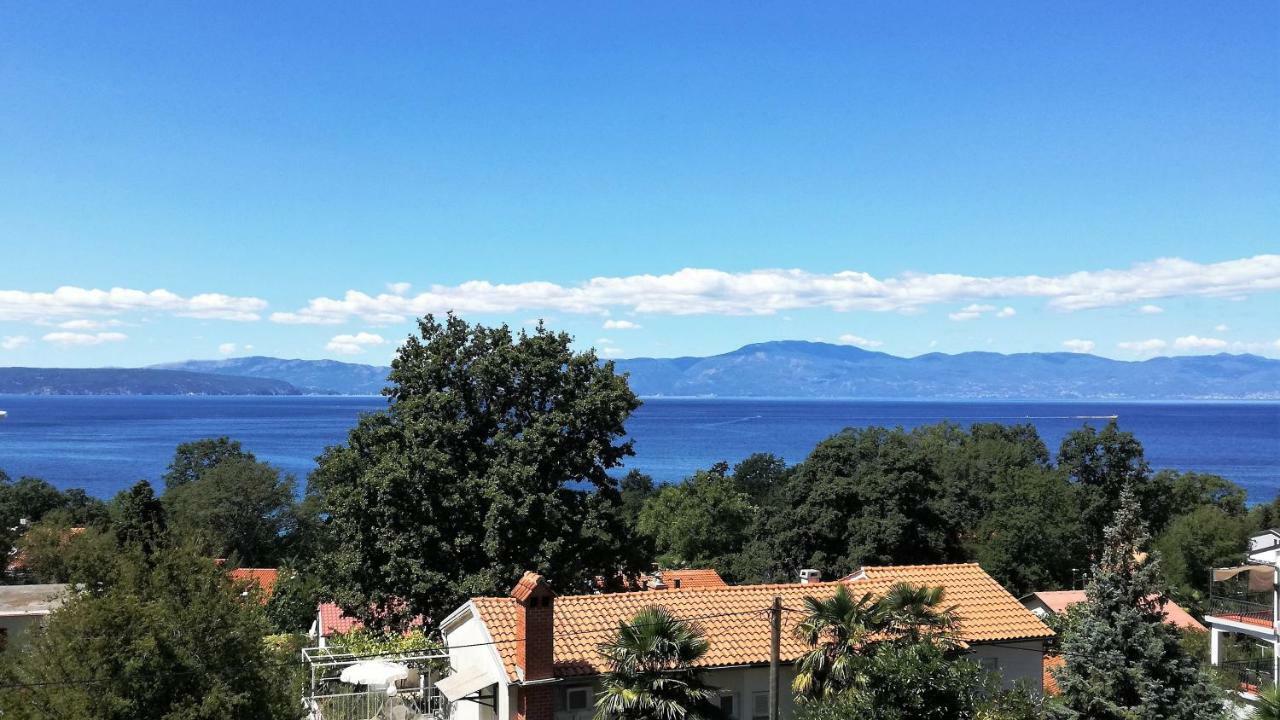 Martina Apartamento Njivice