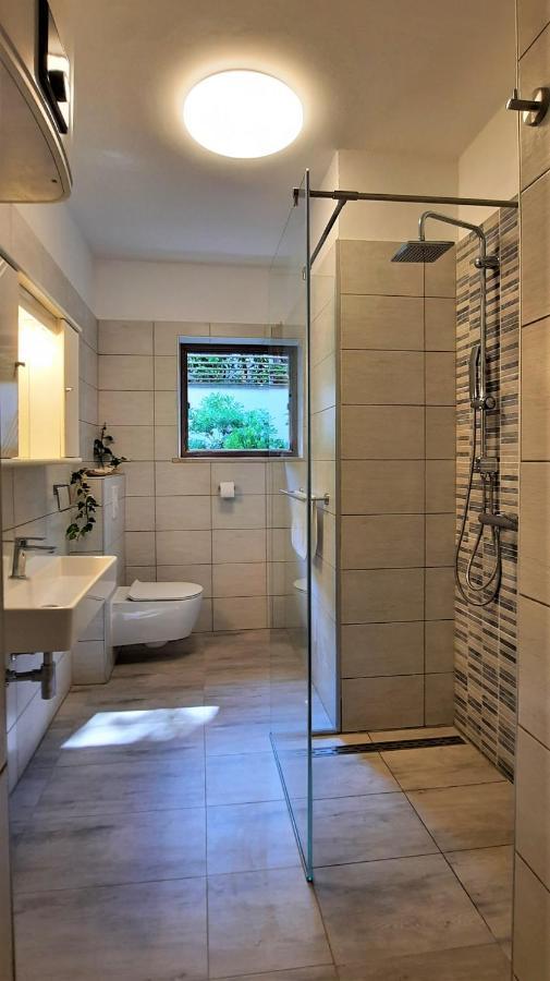 Apartment Martina Njivice